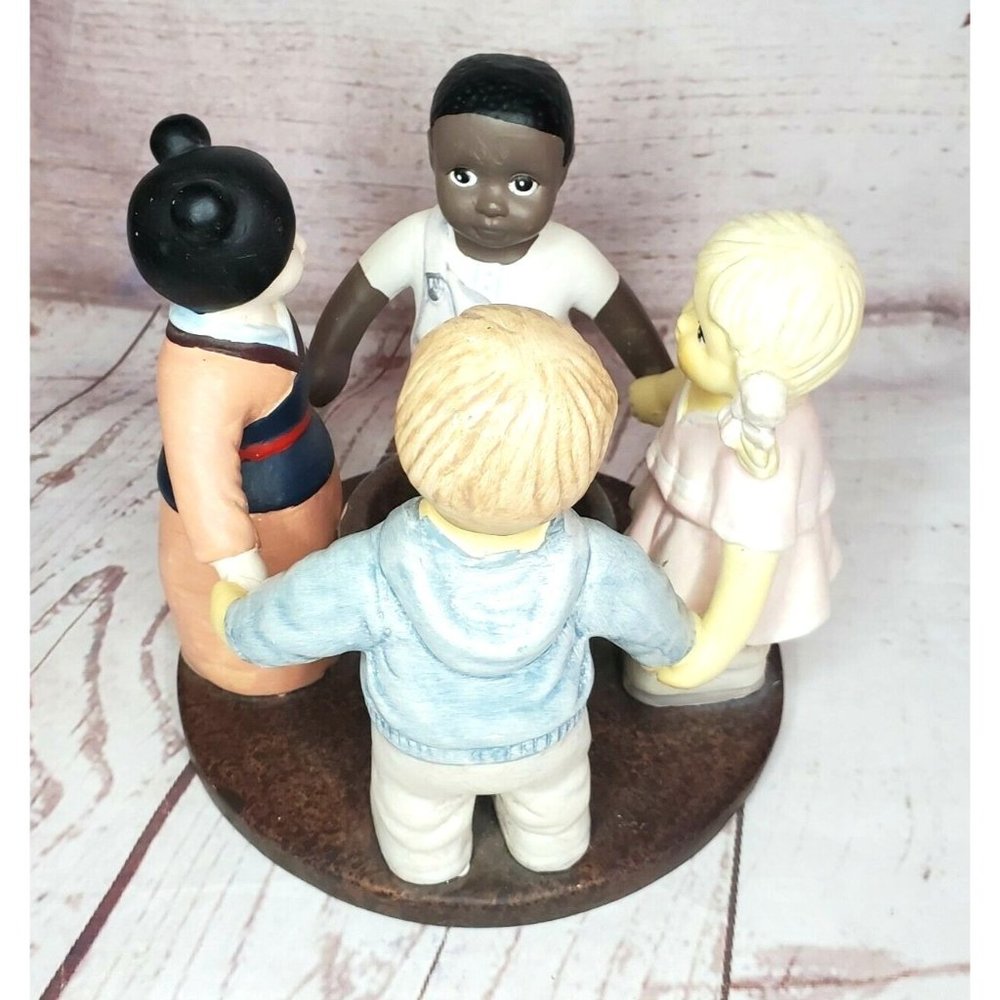 Vintage Penco Ind 1999 Multicultural Unity Kids Holding Hands Candle Holder